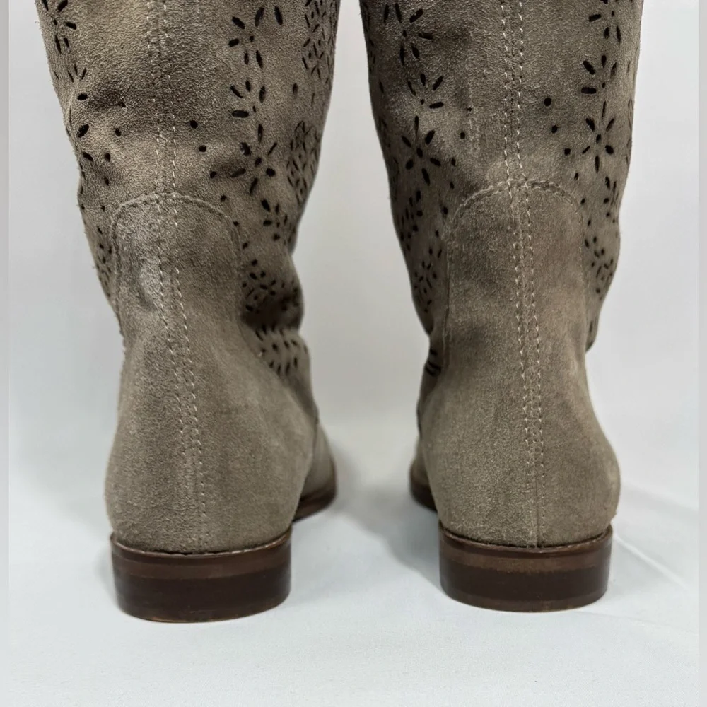 Bata Lace Cut Out Suede Leather Boots Women's Size 36 (5.5-6) Beige Tall Riding - Picture 6 of 16